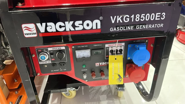 موتور برق 2 سیلندر 3فاز 10.5کیلووات18آمپر خروجی سه فاز